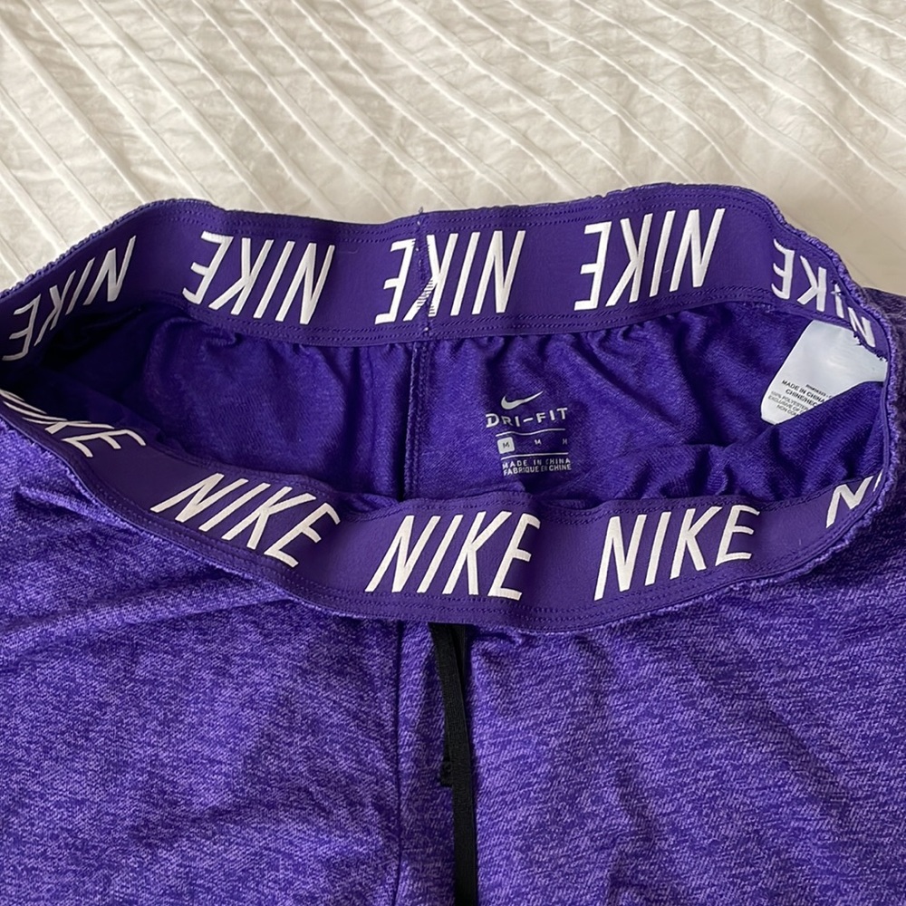 Nike shorts - Picture 2 of 5